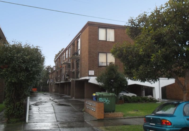 6/12 Eldridge Street, Footscray - Thumbnail 2