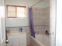 118 Coronation Avenue GOLDEN BEACH QLD, Golden Beach - Thumbnail 4