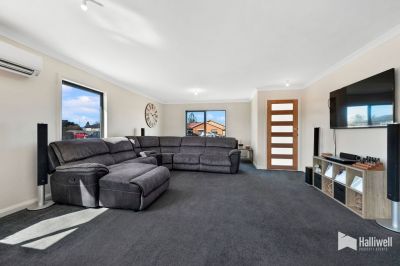 3
 
 
 
  
 
 
 1
 
 
 
  
 
 
 2
 
 
 
 
 
 
 
 193 William Street, Devonport TAS 7310, Devonport - Thumbnail 5