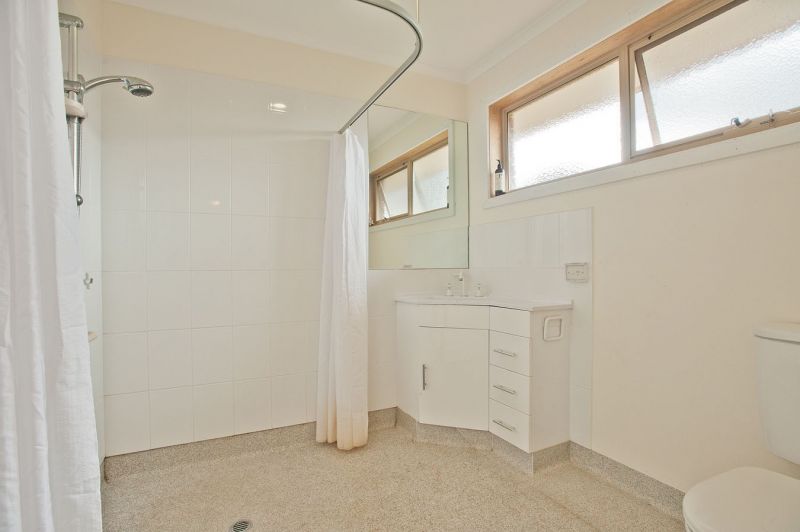 164 Underbank Boulevard, Bacchus Marsh - Thumbnail 3