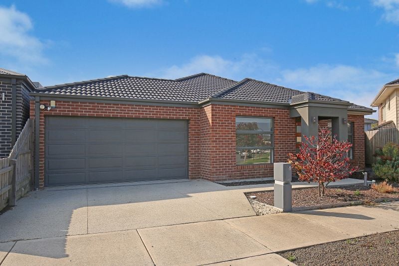 8 Georgian Terrace, South Morang