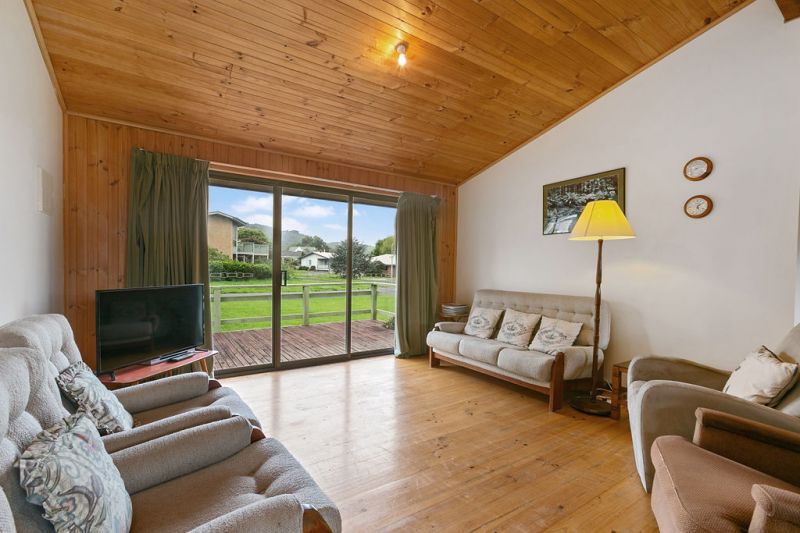 33 Murray Street, Apollo Bay, VIC, Apollo Bay - Thumbnail 3