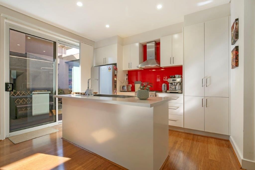 **Stunning & Modern**