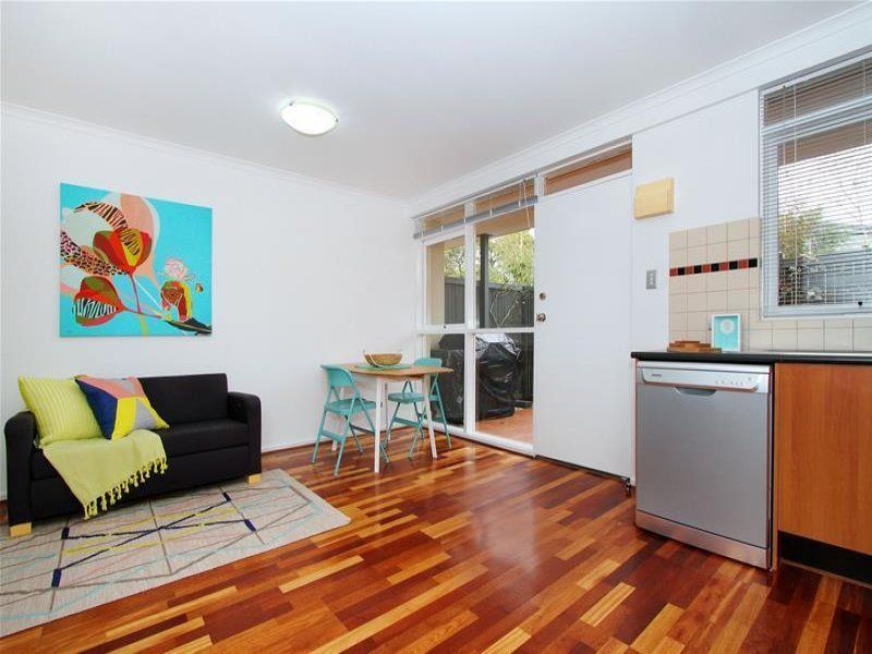 2/56 Pender Street, Thornbury