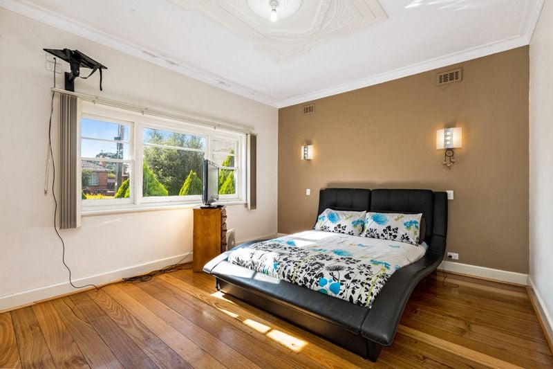 58 Roberts Street, West Footscray - Thumbnail 7