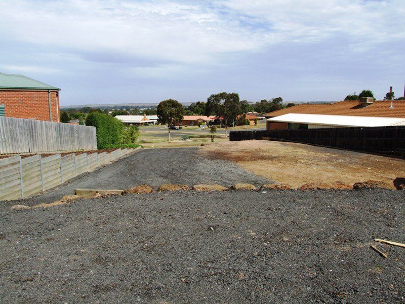8 Hine Court, Bacchus Marsh - Thumbnail 3