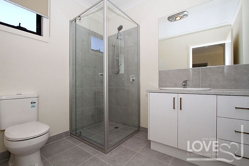 BRAND NEW 3 BEDROOM TOWNHOUSE!