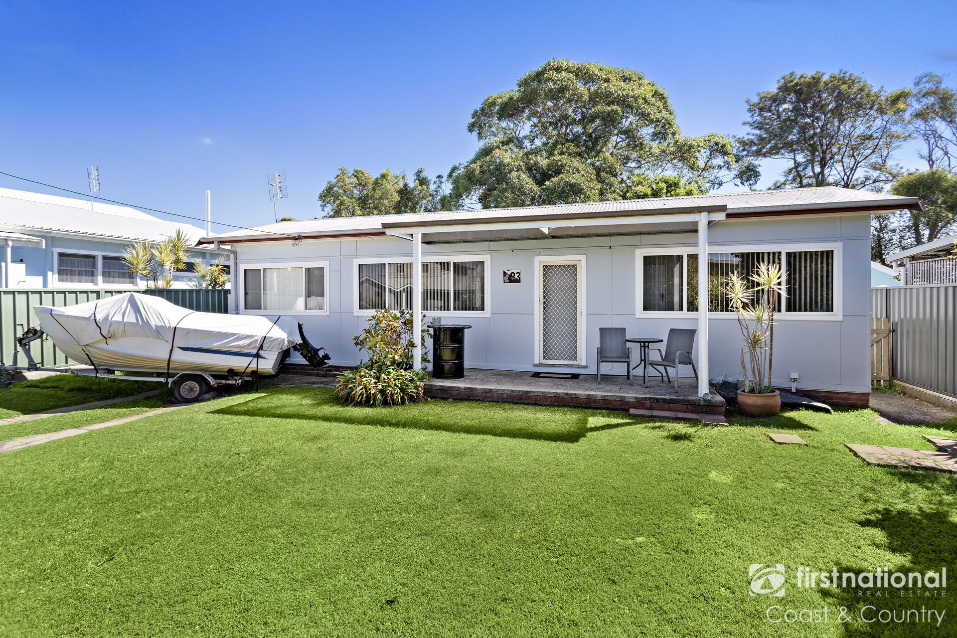 83 River River Road, Shoalhaven Heads First National Coast & Country