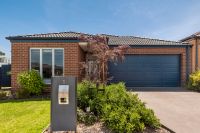 1 Sandstone Circuit, Carrum Downs VIC