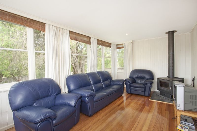 19 Seaview Avenue BARWON HEADS VIC, Barwon Heads - Thumbnail 3