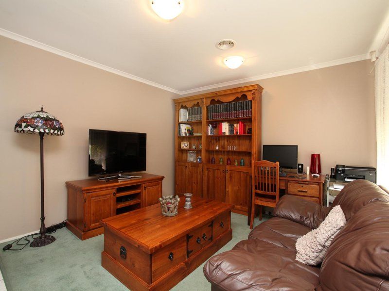 23 Timele Drive, Hillside - Thumbnail 3