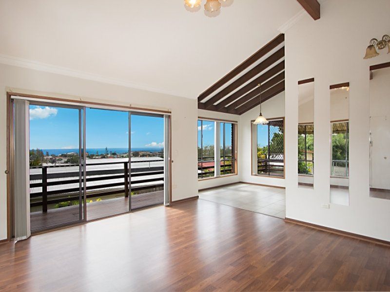 20 Inala Avenue TUGUN QLD, Tugun - Thumbnail 2