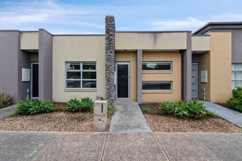 4 Carney Street, Lalor