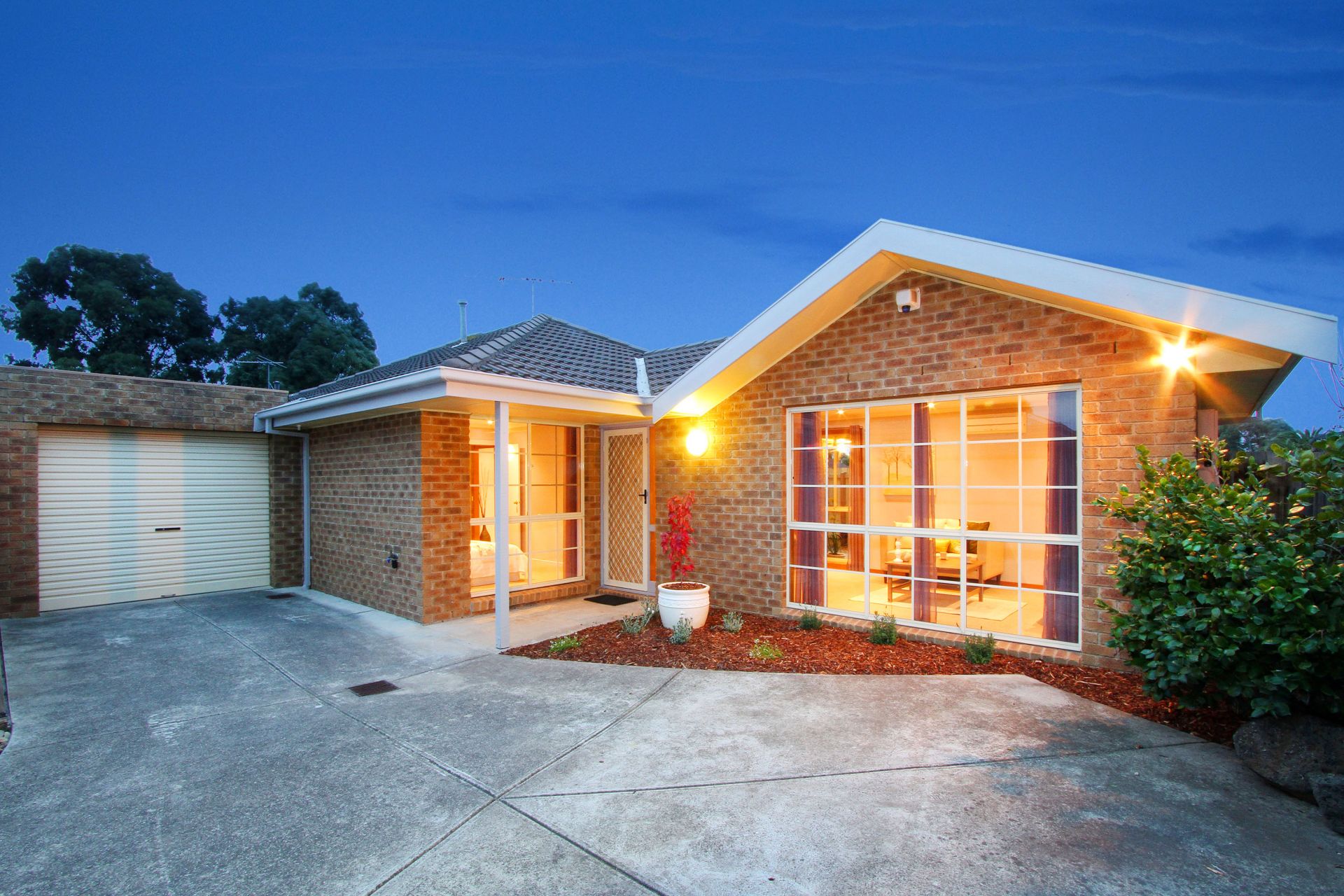 Secluded, Sparkling And Stylish