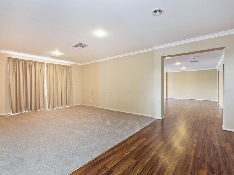50 Edgbaston Parade, Caroline Springs - Thumbnail 4