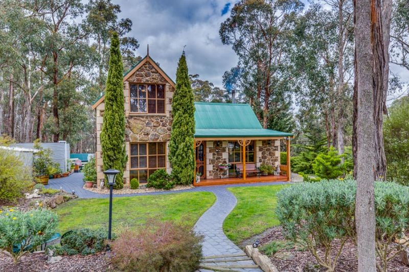 128 Dales Creek Avenue, Dales Creek Sweeney Estate Agents