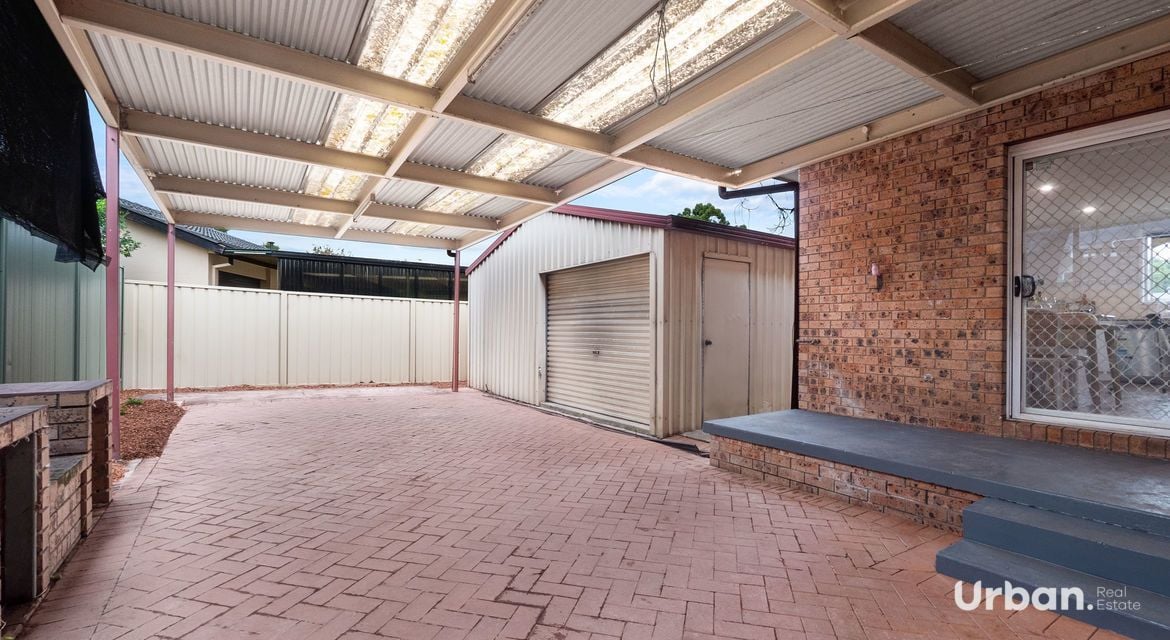 Mcgraths Hill 14 Andrew Thompson Drive