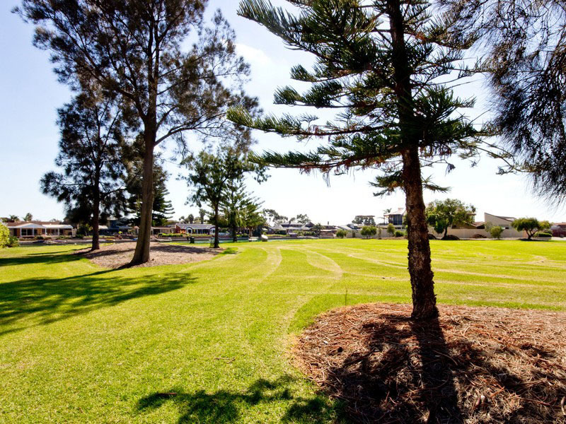 12/83 Lochside Drive West Lakes 5021