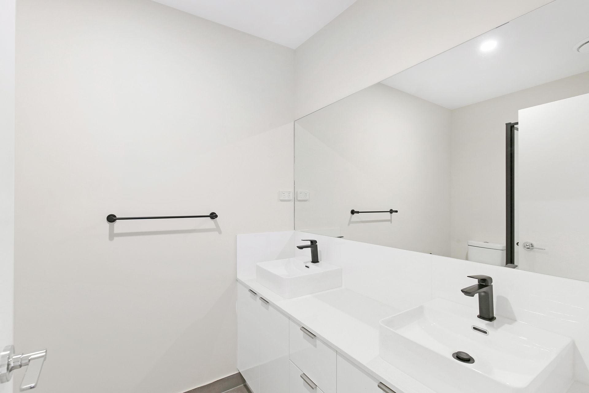 BRAND NEW 3 bedroom low maintenance living !