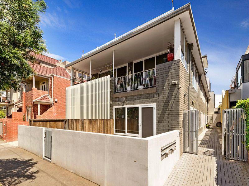 2/47 Spenser Street, St Kilda - Thumbnail 2