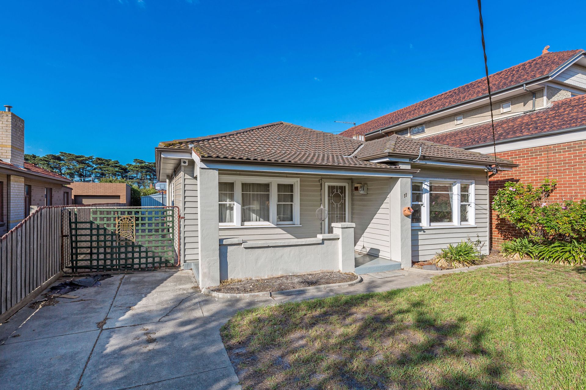 11 Sanderson Street, Yarraville - Thumbnail 2