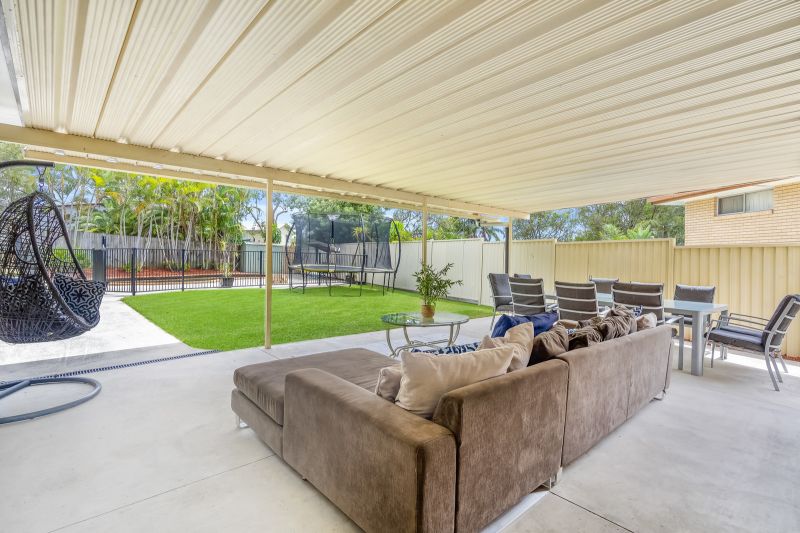 10 Narooma Place, Helensvale - Thumbnail 3