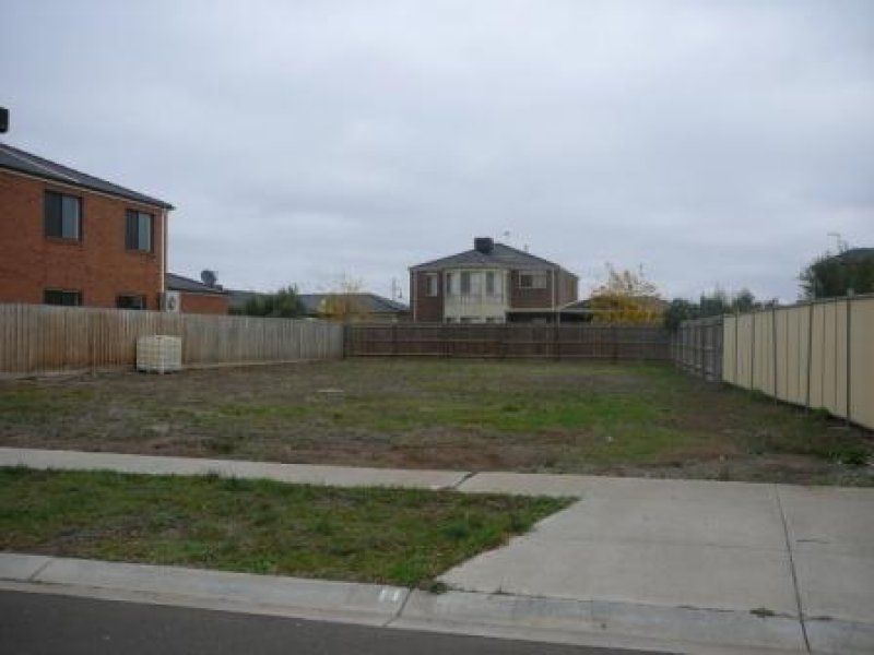 14 Langbourne Court, Point Cook - Thumbnail 3