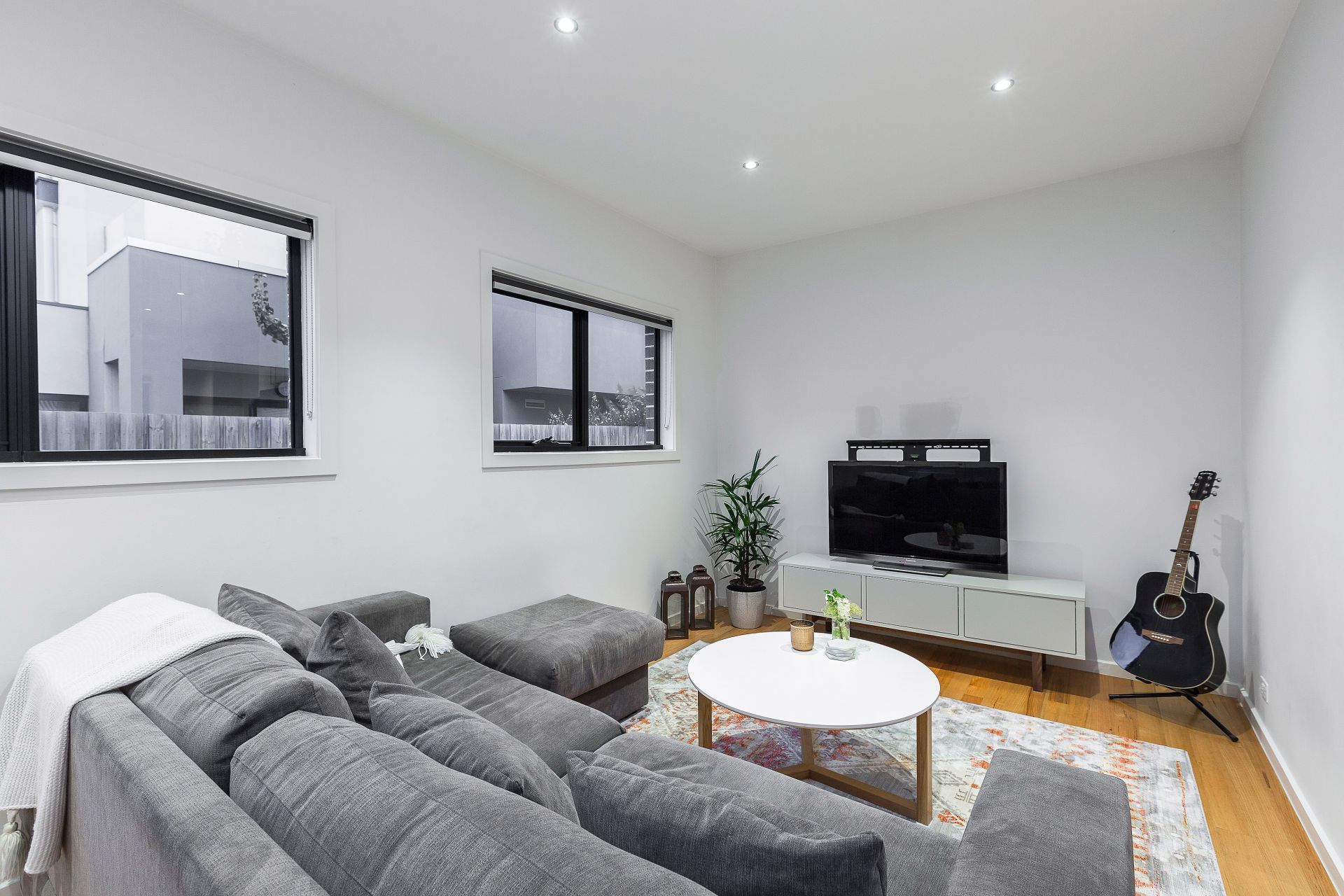 2/2 Alberta Street, West Footscray - Thumbnail 6