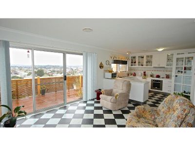 4
 
 
 
  
 
 
 3
 
 
 
  
 
 
 2
 
 
 
 
 
 
 
 126 George Street, DEVONPORT TAS 7310, Devonport - Thumbnail 8
