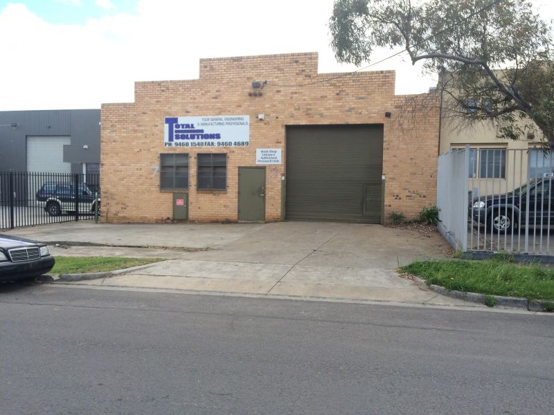 7 Kurnai Avenue, Reservoir