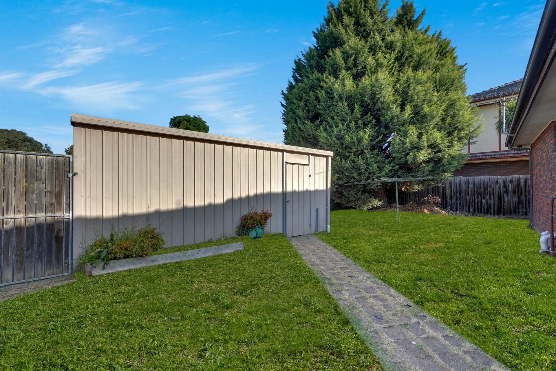 Exciting Potential in a brilliant location ......  UNDER CONTRACT