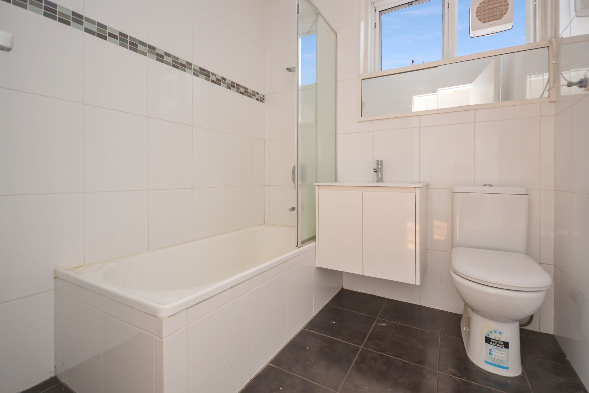 Perfectly Positioned One Bedroom Apartment