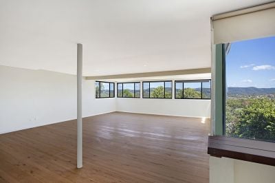 Coastal Living with a View!