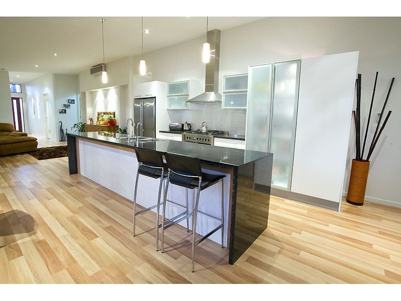 Greensborough, Greensborough - Thumbnail 6