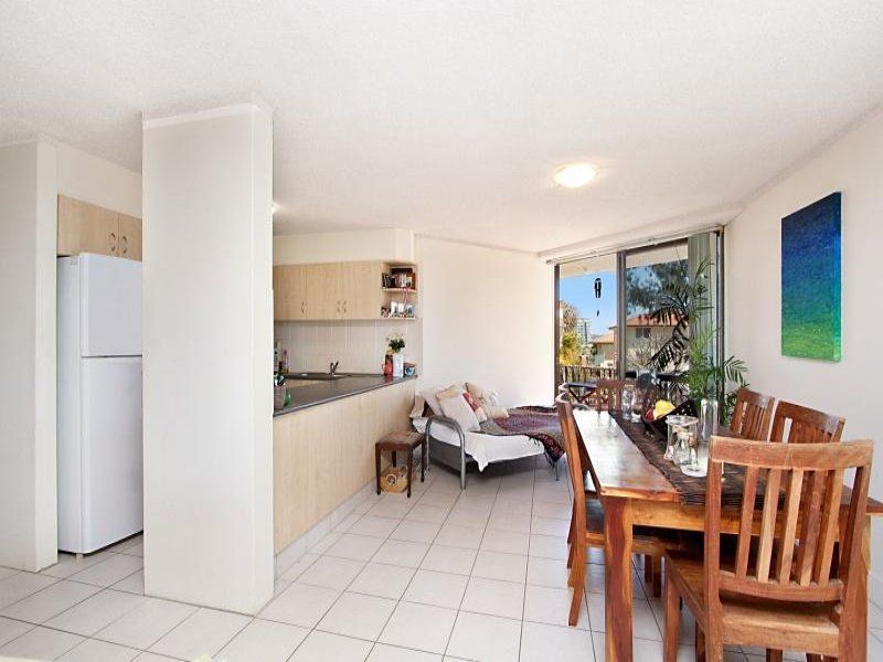 4/10 Rutledge Street 'Knab-Ryl Apartments' COOLANGATTA QLD, 'Knab-Ryl Apartments' Coolangatta - Thumbnail 4