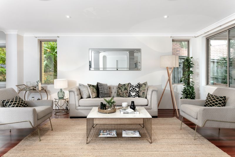 Castle in the Cul de Sac