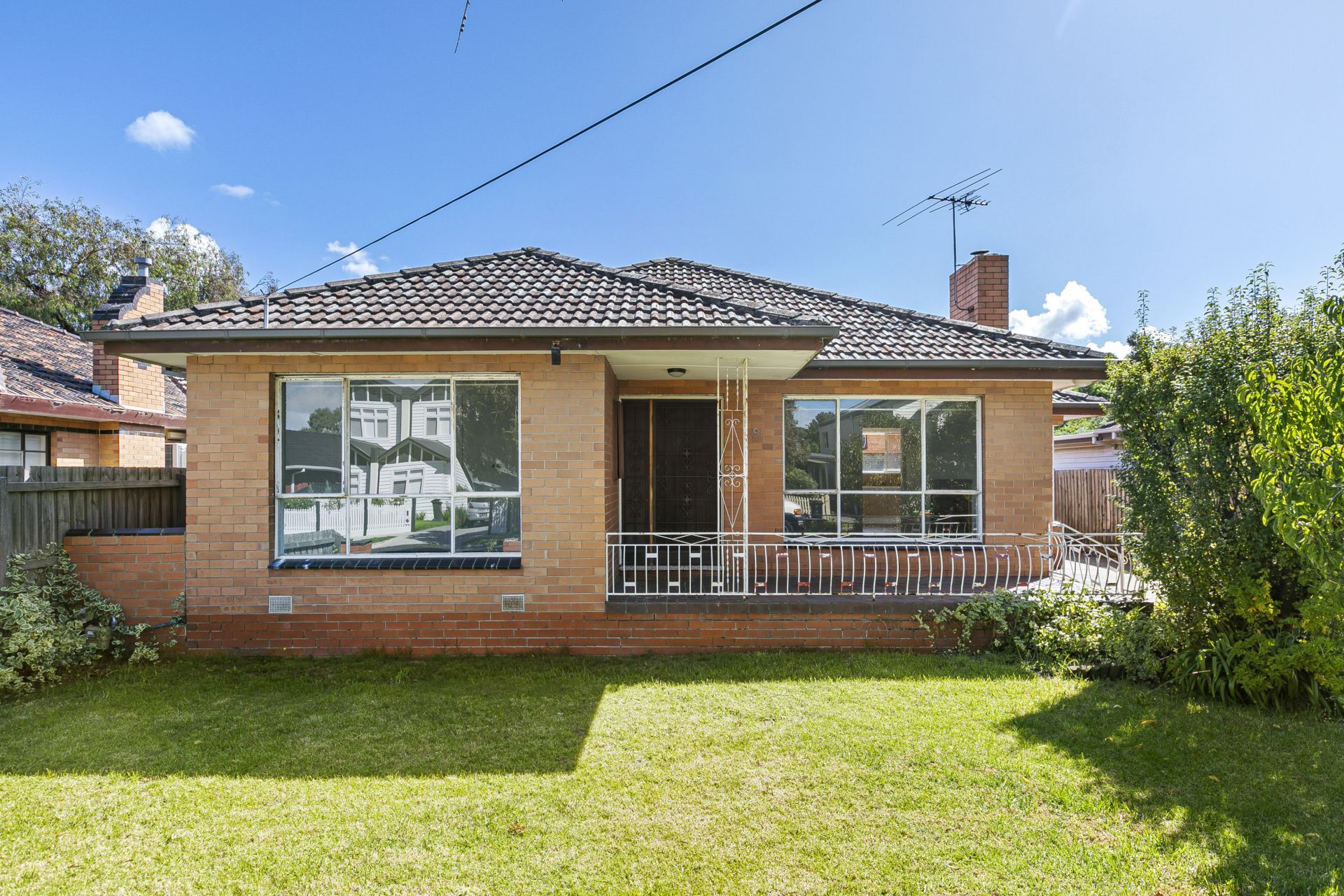 9 Boyd Street, Altona First National Barlow McEwan Tribe