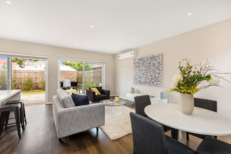 11 Newcastle Street, Yarraville - Thumbnail 3