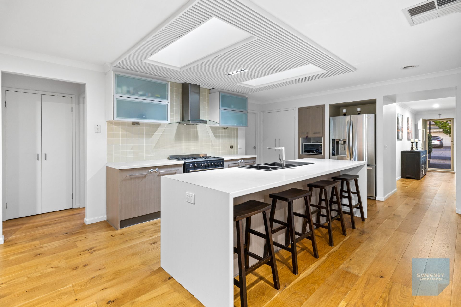 12 Lindley Avenue, Caroline Springs - Thumbnail 4