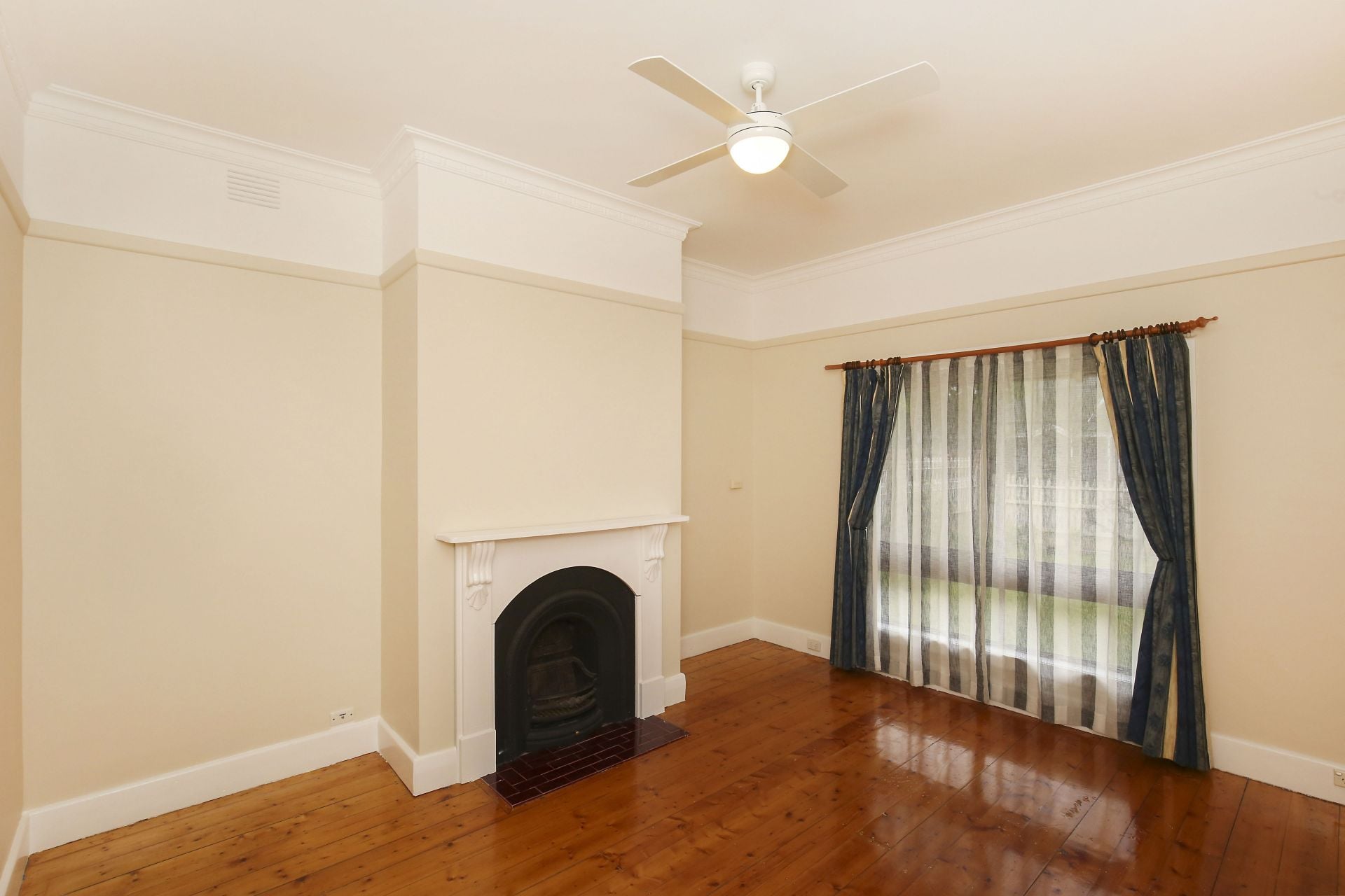 Stunning Family Home in Oakhill Estate