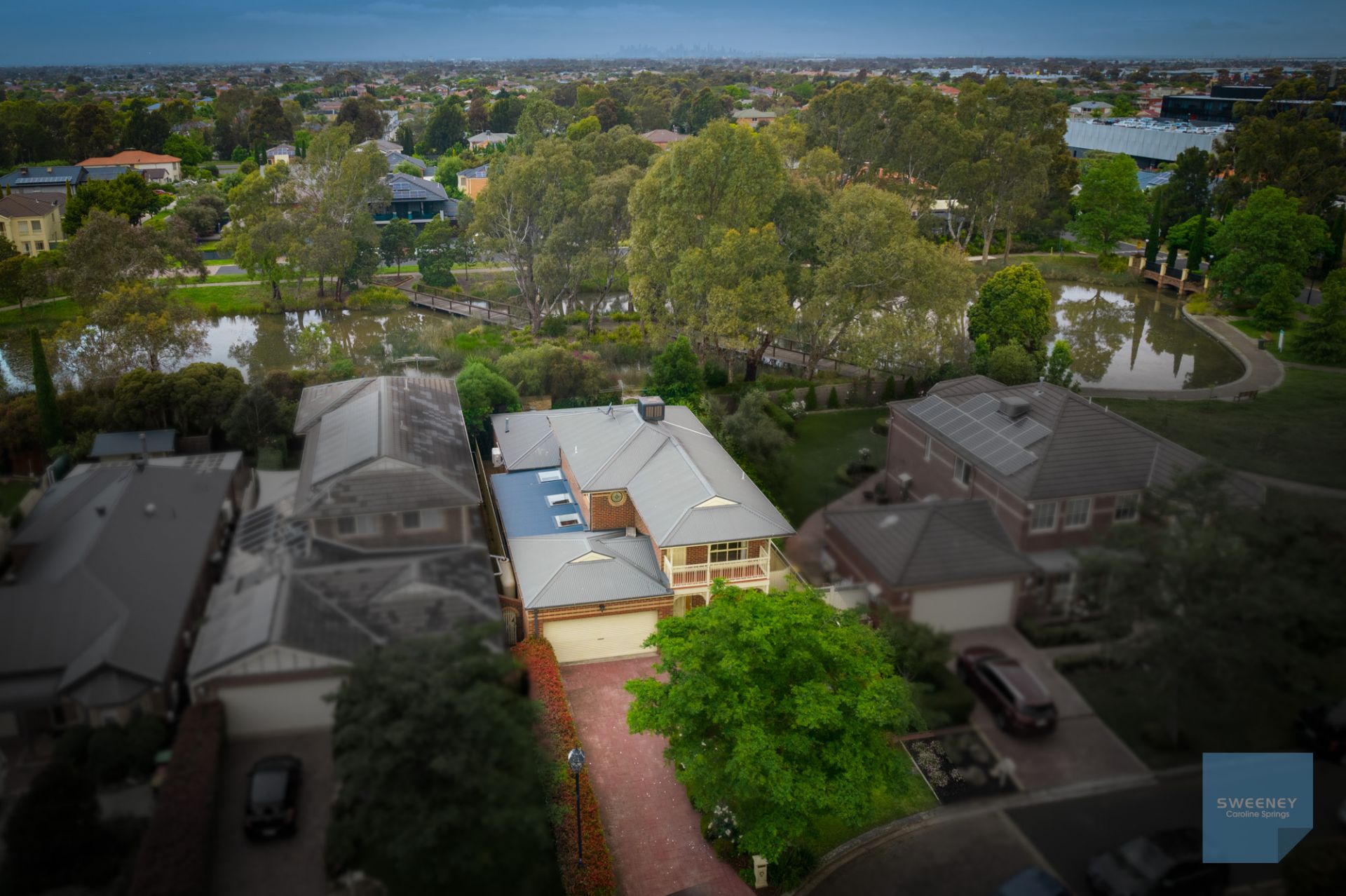 10 Eppalock Circuit, Caroline Springs - Thumbnail 3