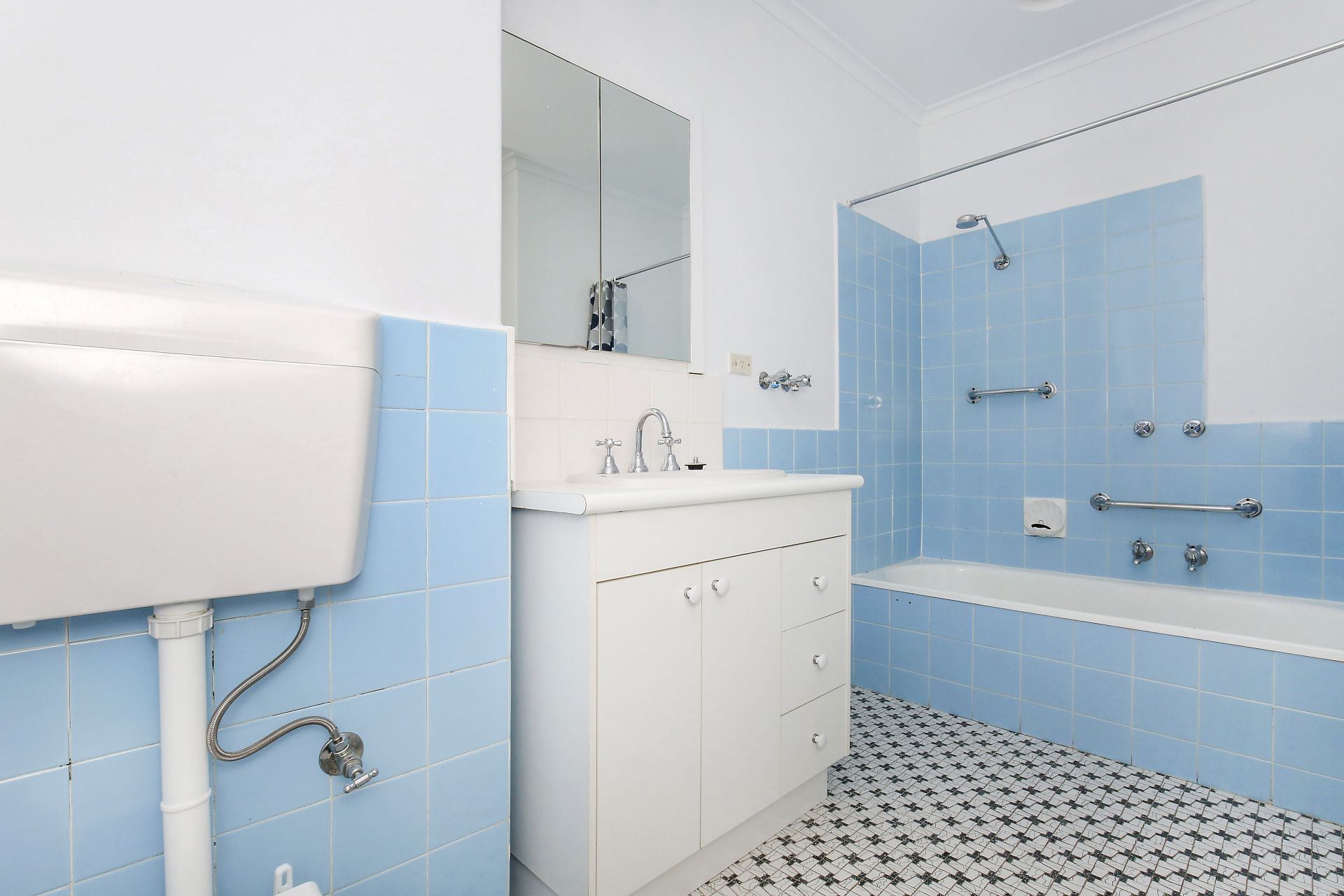 **APPLICATION APPROVED 09/06/23 - no further applications being accepted**

**Bright & Sunny Unit**
