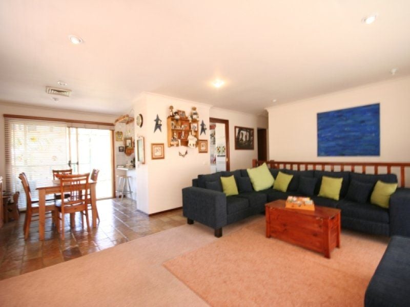 MCGRATHS HILL, NSW, McGraths Hill - Thumbnail 4