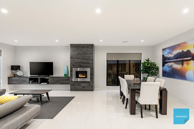 10 Sedgeman Street, Fraser Rise - Thumbnail 7