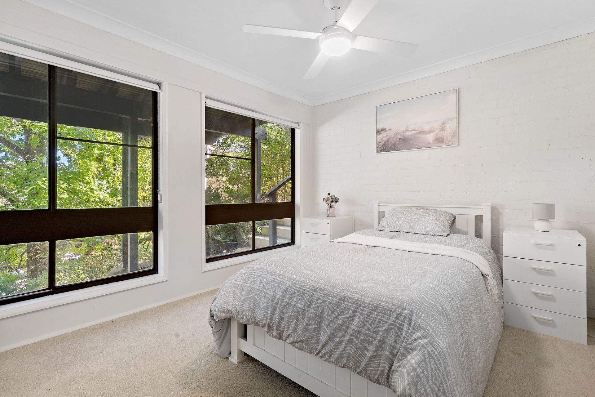 Real Estate For Sale 16 Geraldton Place Yarrawarrah , NSW