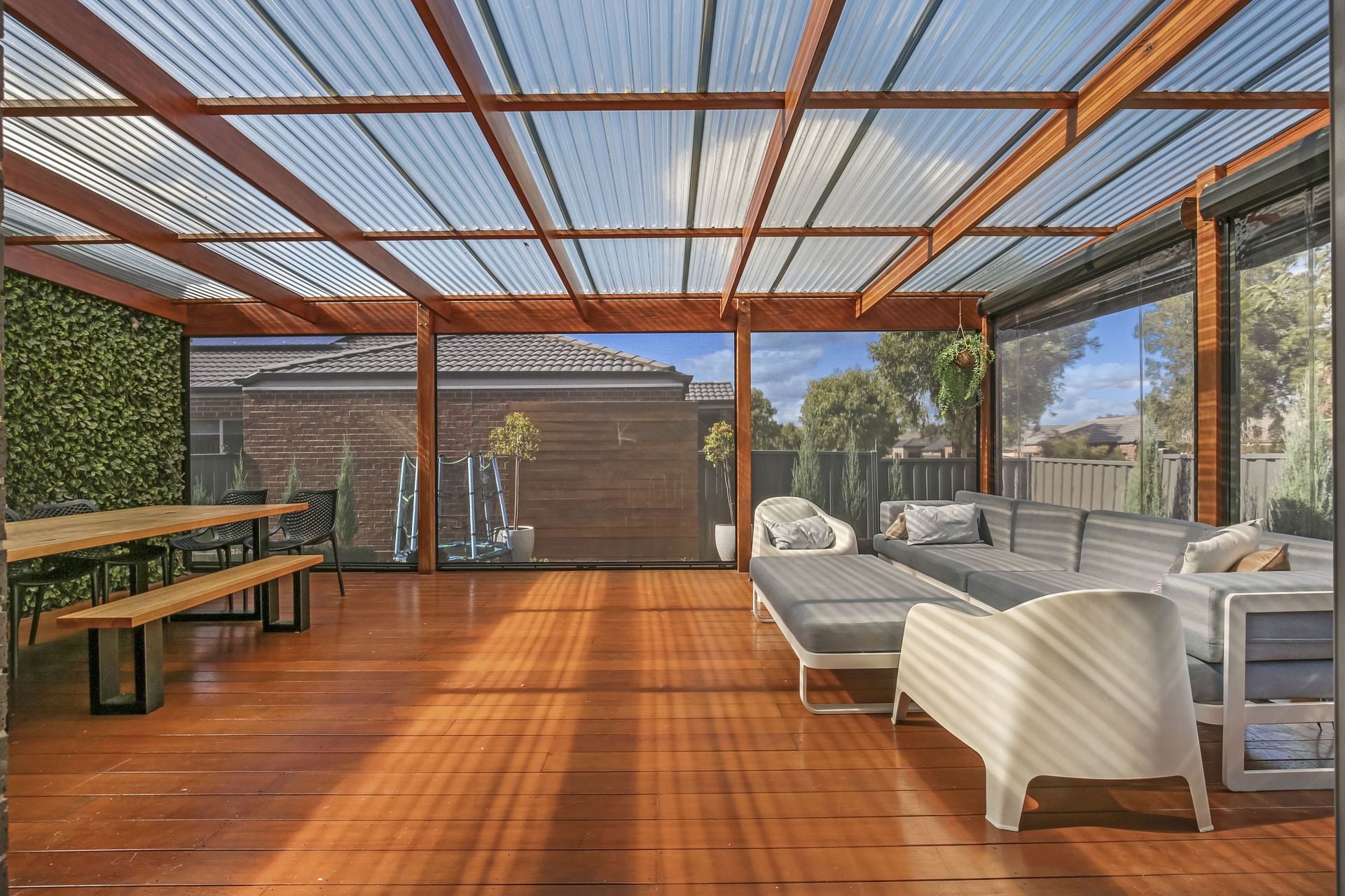 An Entertainer's Delight With Space For The In-Laws!