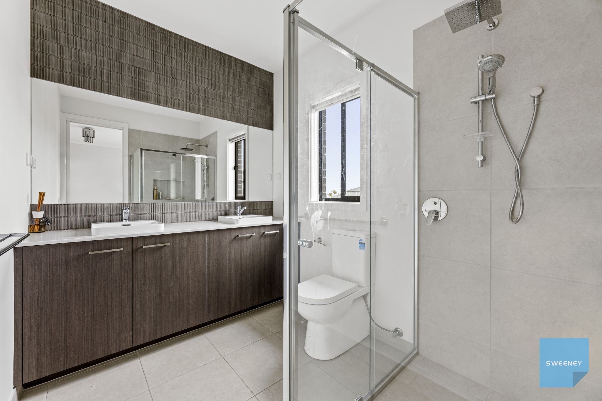6 Cart Road, Fraser Rise - Thumbnail 5