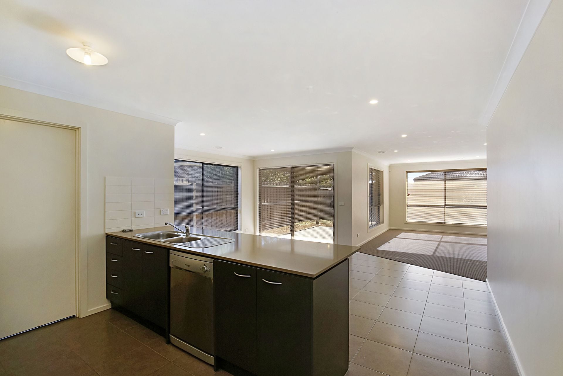 INDULGE IN A MODERN LIFESTYLE