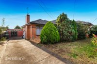 17 Barnard Court, Sunshine VIC