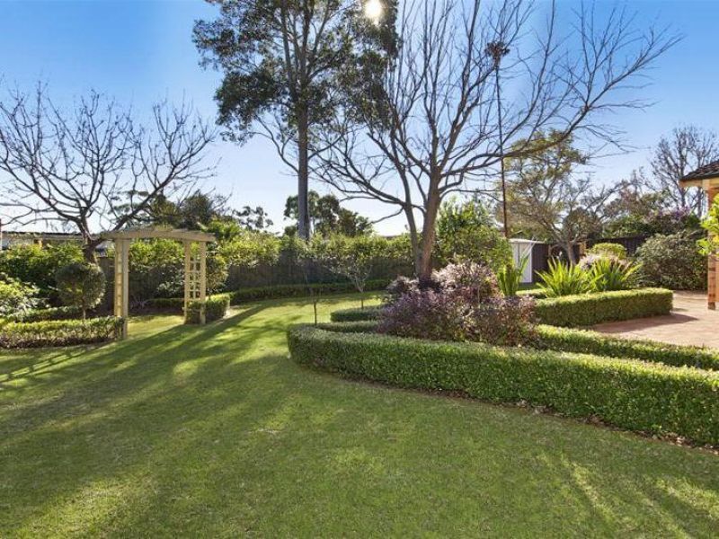 42 Battlement Crescent Castle Hill NSW, Castle Hill - Thumbnail 3